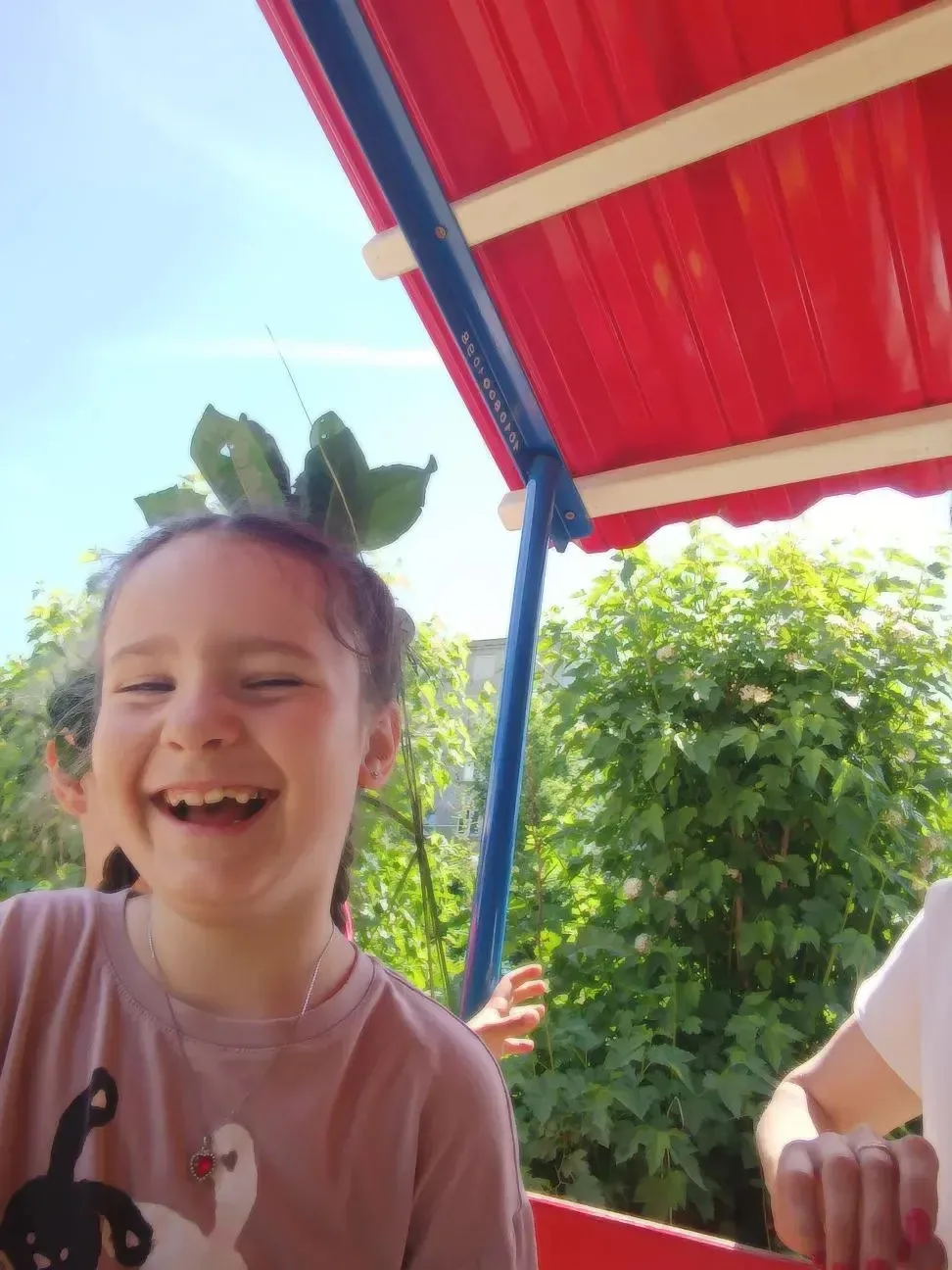 🌼ОЦ в лицах!🌼
  Сегодня мы снова делимся с вами частичкой тепла!
На этом кадре остановилось само с