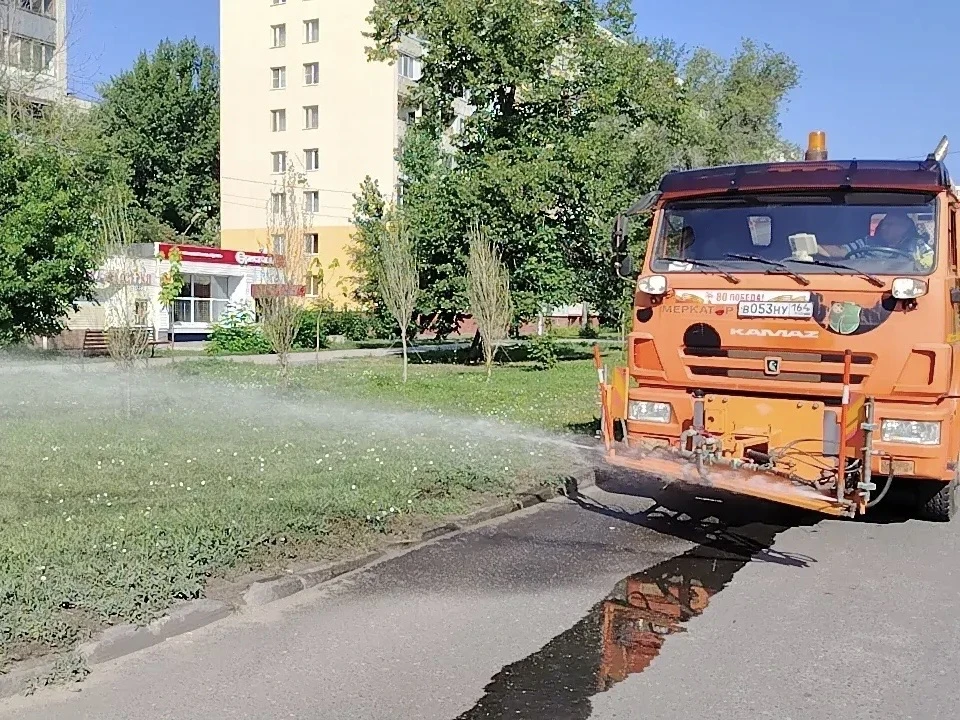 📎 Продолжаются работы коммунальной службы по благоустройству и содержанию территорий р...