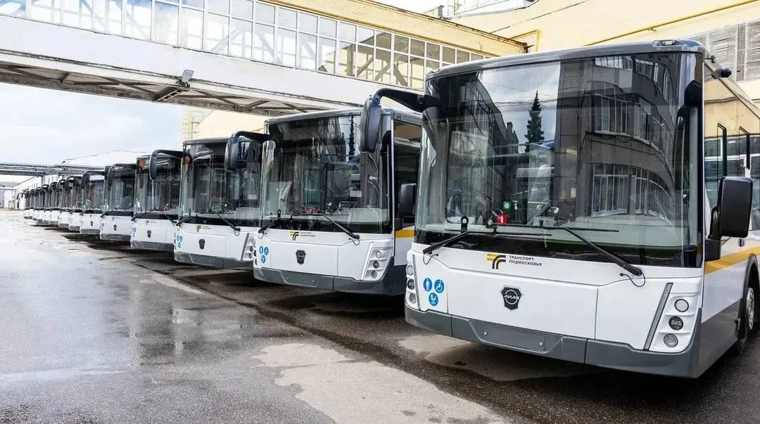 В 2026 году парк «Мострансавто» пополнят 252 новых автобуса, 76 уже работают на маршрут...