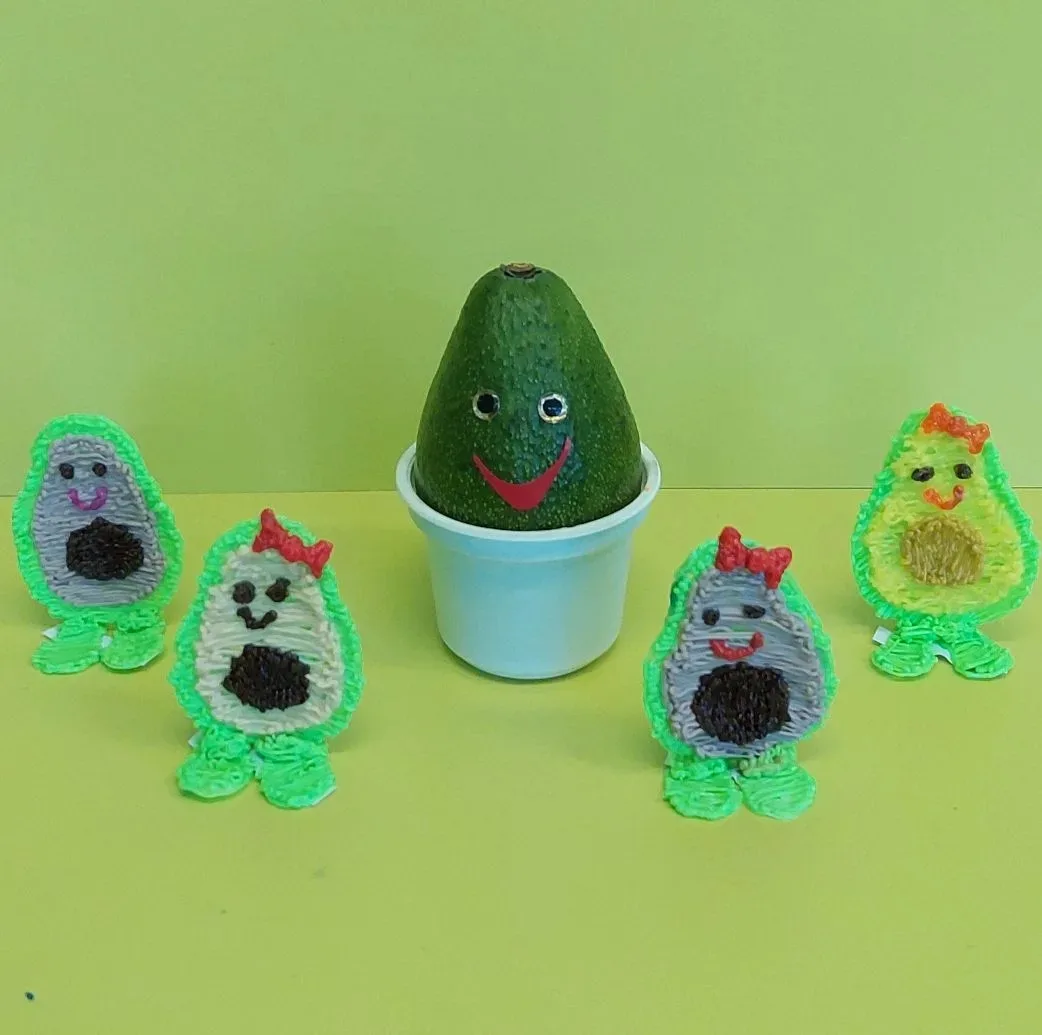 🥑✨ В нашей мастерской аддитивных технологий «Третье измерение» юные мастера взяли в ру...