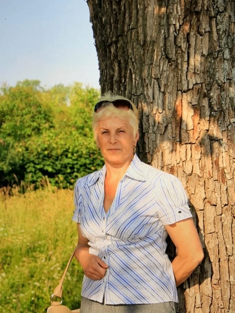 Поздравляем Козенкову Светлану Васильевну с заслуженной наградой ко Дню социального работника🎉

В д