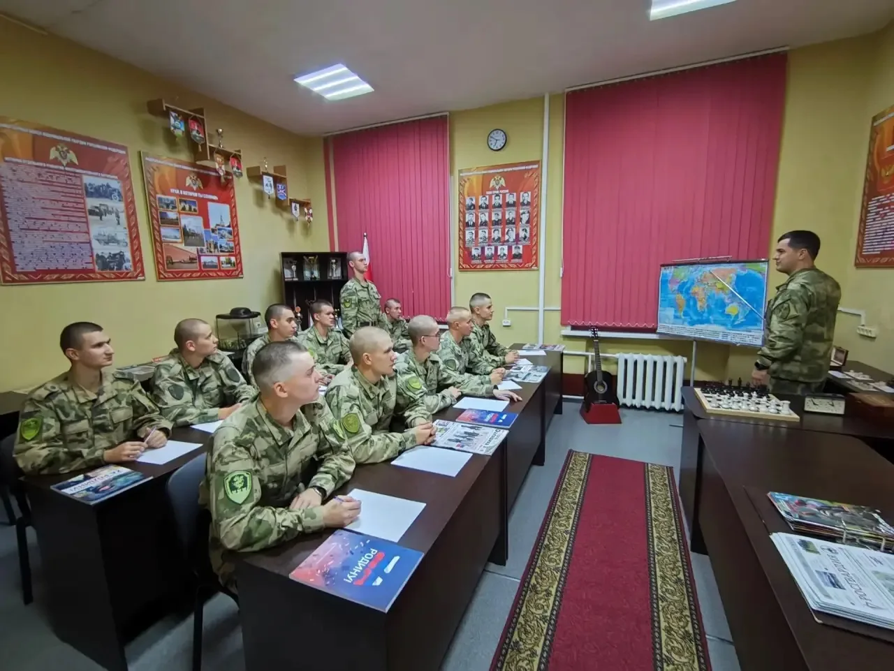 🎉 В войсковой части 3187 прошли памятные мероприятия, приуроченные сразу к двум значим...