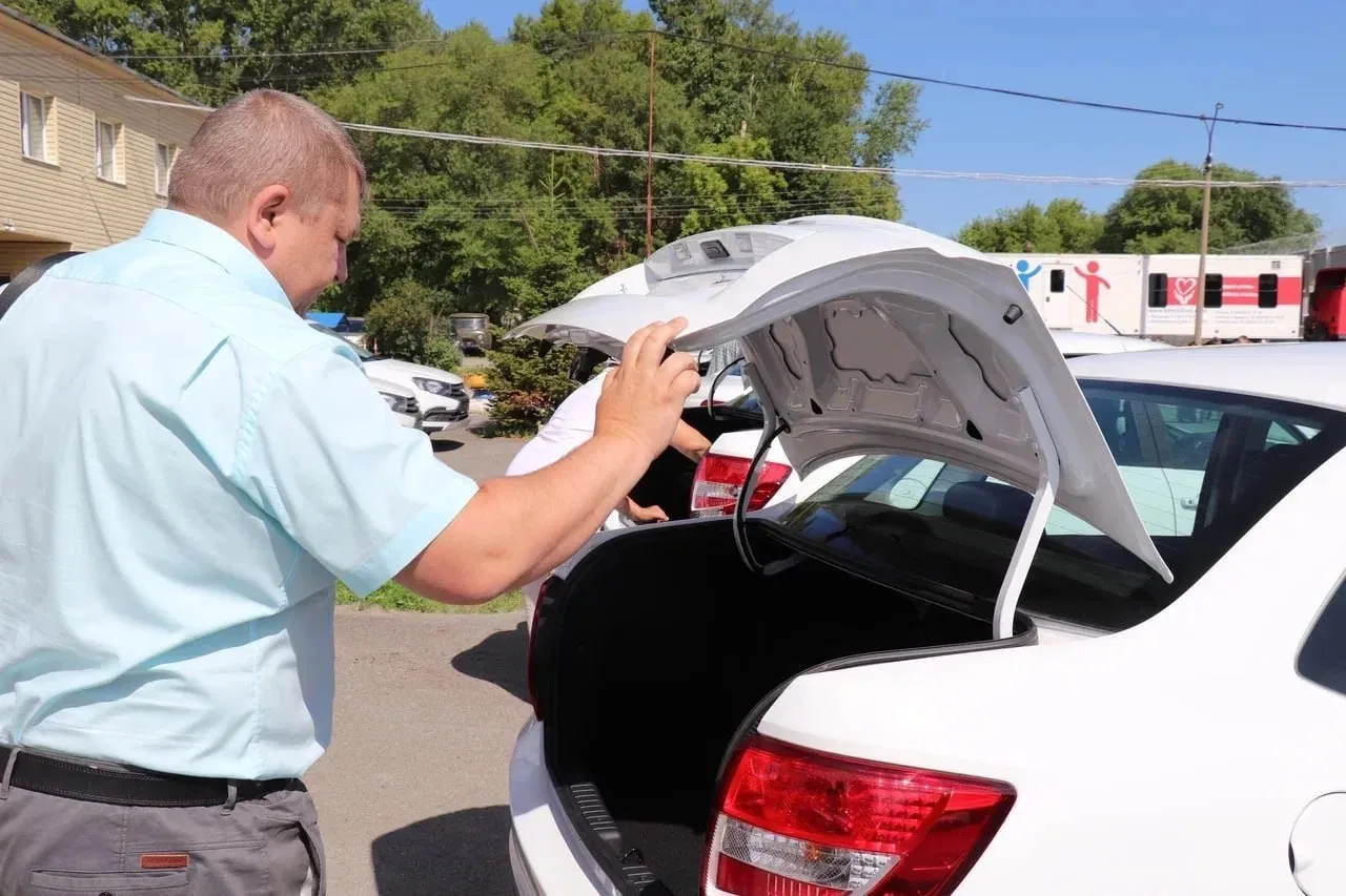 🚑 Кузбасские больницы получили 7 новых автомобилей