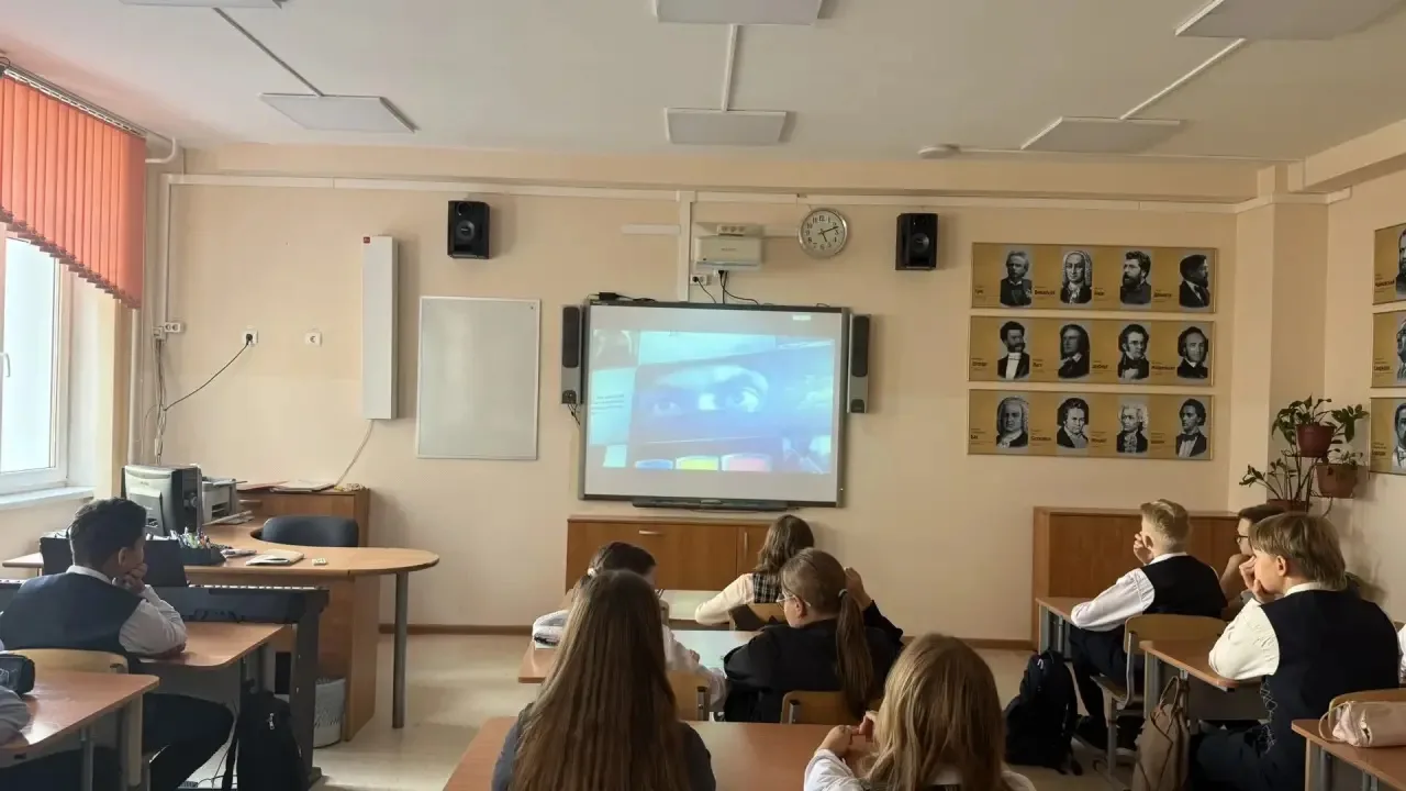 🕯️Урок памяти в музее «Живая нить времени»: учащиеся поговорили о трагедии в Беслане