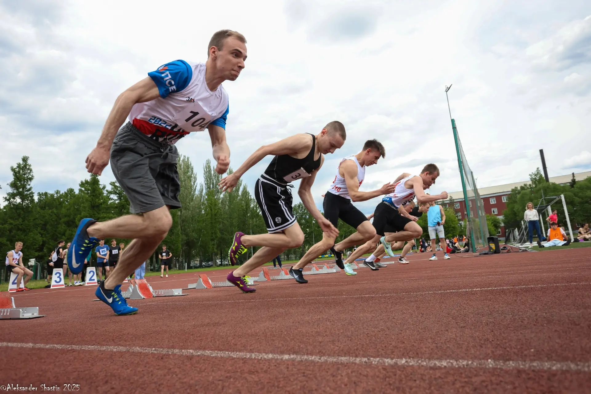 Омские студенты разыграют награды Спартакиады вузов по легкой атлетике 🏃  21 и 22 мая на стадионе Си