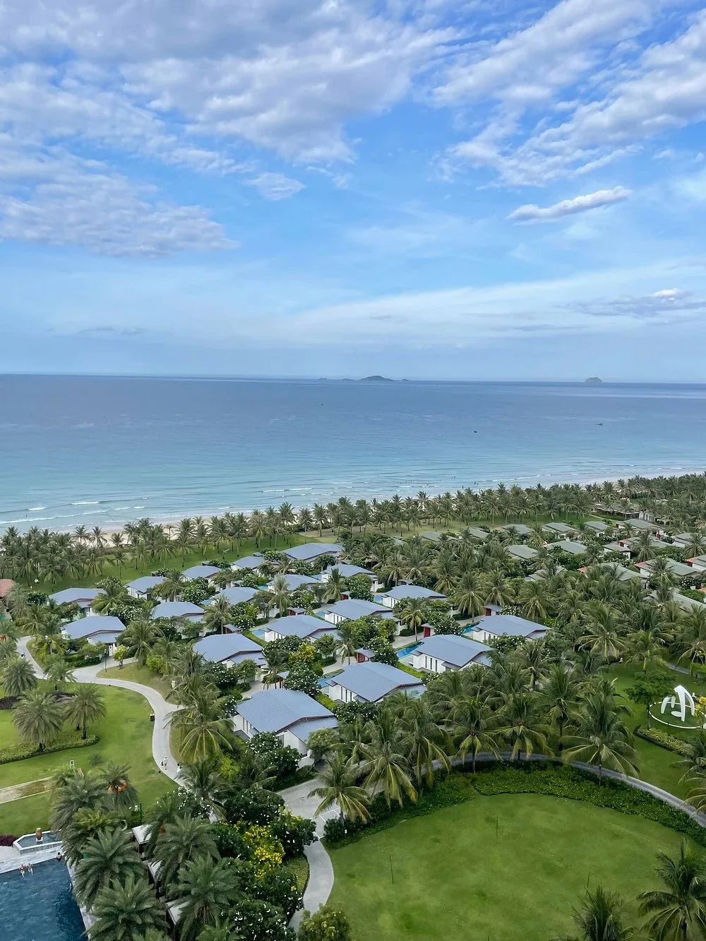 Красивый отель с роскошным пляжем🏖в Камрани🤩