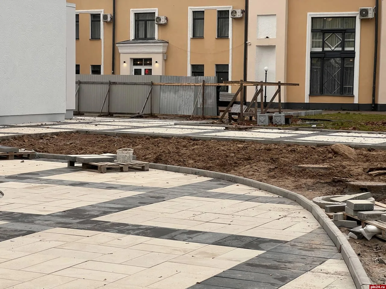 🏛 «Дневной дозор»: Какие общественные пространства Пскова нужно благоустроить?  В России продолжаетс