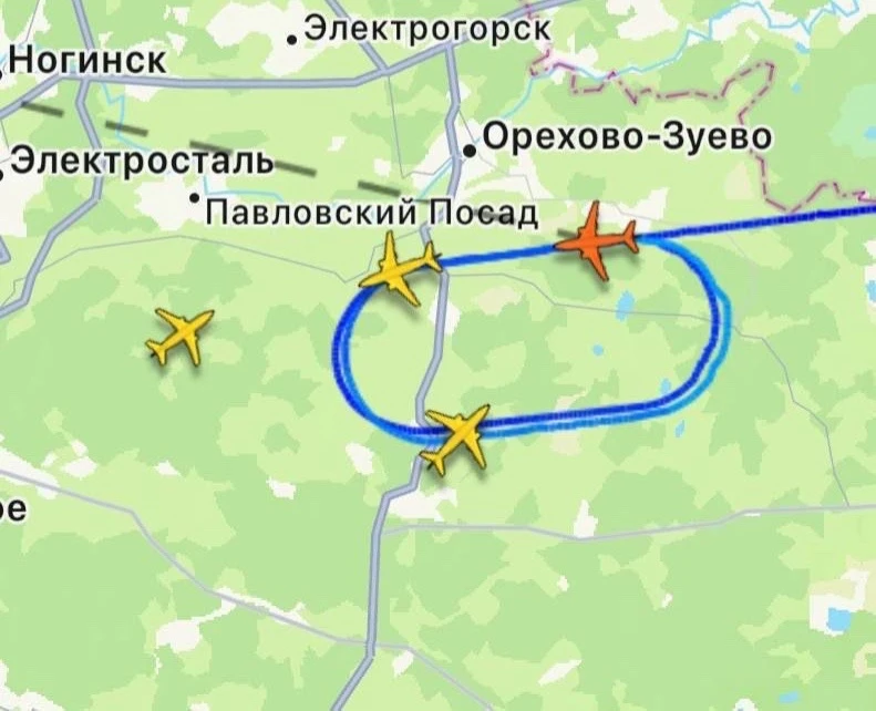 🤯 Три самолёта не могут приземлиться в Москве из-за непогоды