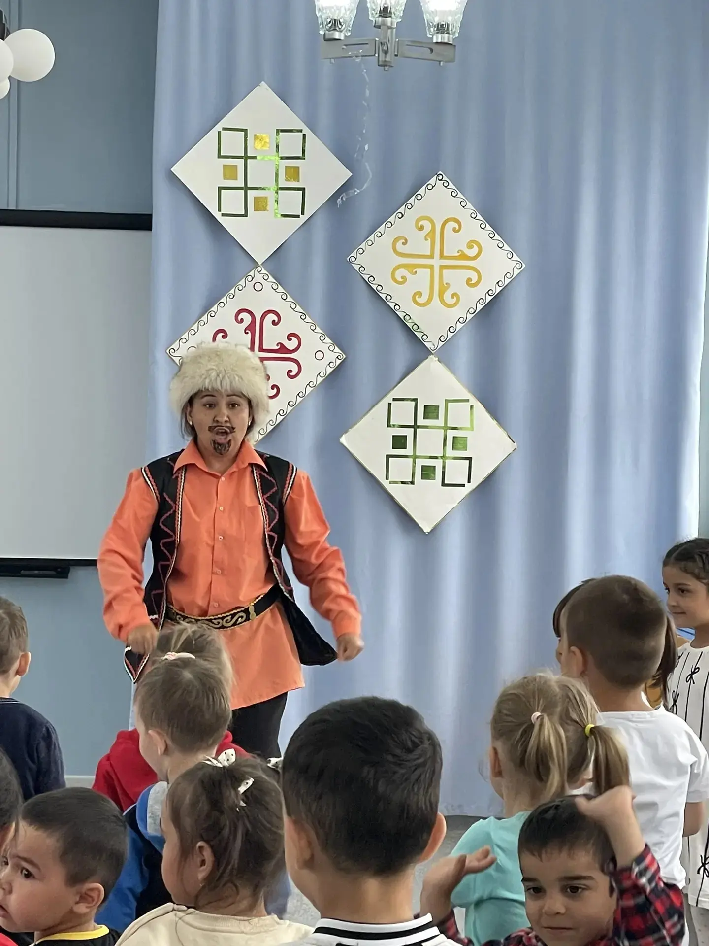 Сабантуй в детском саду «Родничок №1»!
Сегодня у нас прошел самый яркий и колоритный праздник — детс