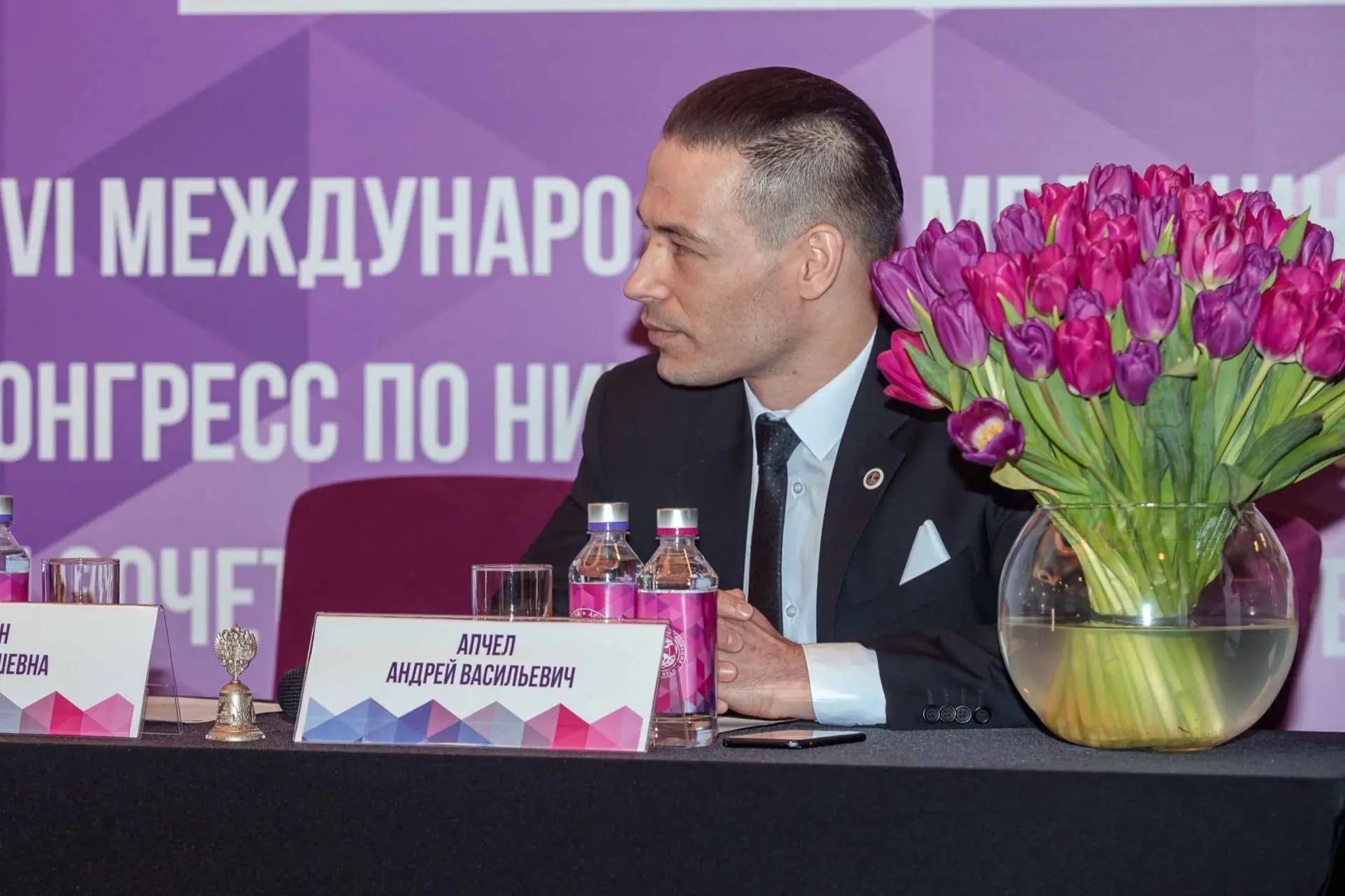 В марте традиционно очень много преподавательской и научной работы: модерация научных секций, выступ