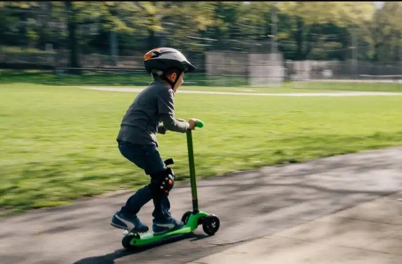 Лето без гипса: 10 железных правил для роликов, велосипеда и самоката 🛴🚲