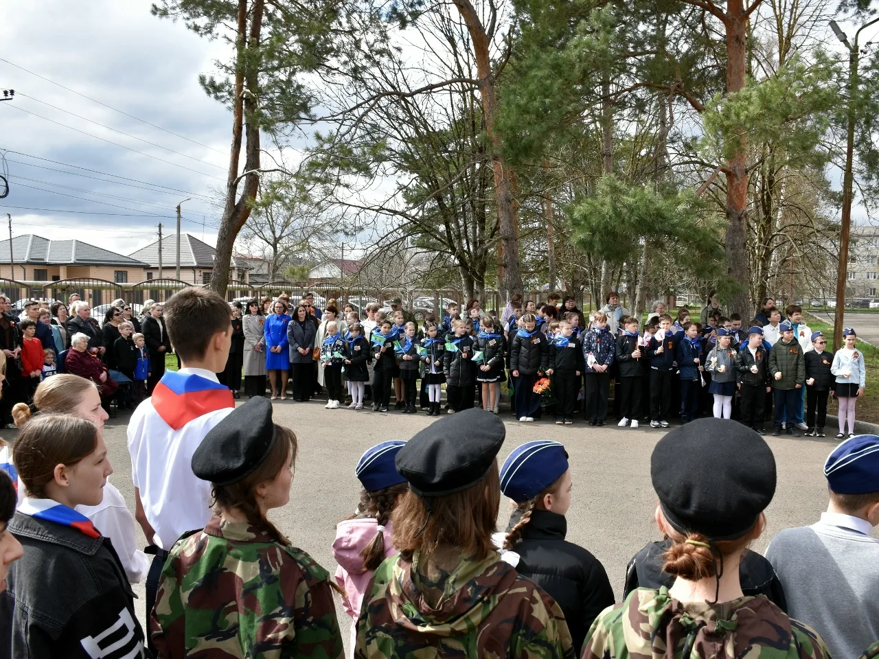 Герой на стене, память в сердце!  Сегодня в школе №4 состоялось торжественное открытие мурала с изоб