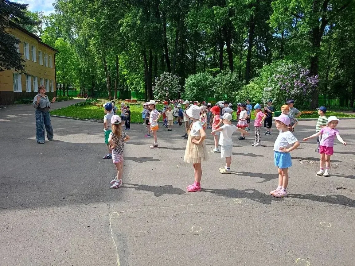ДО "Солнышко' делится радостными моментами с музыкальных занятий на свежем воздухе — го...