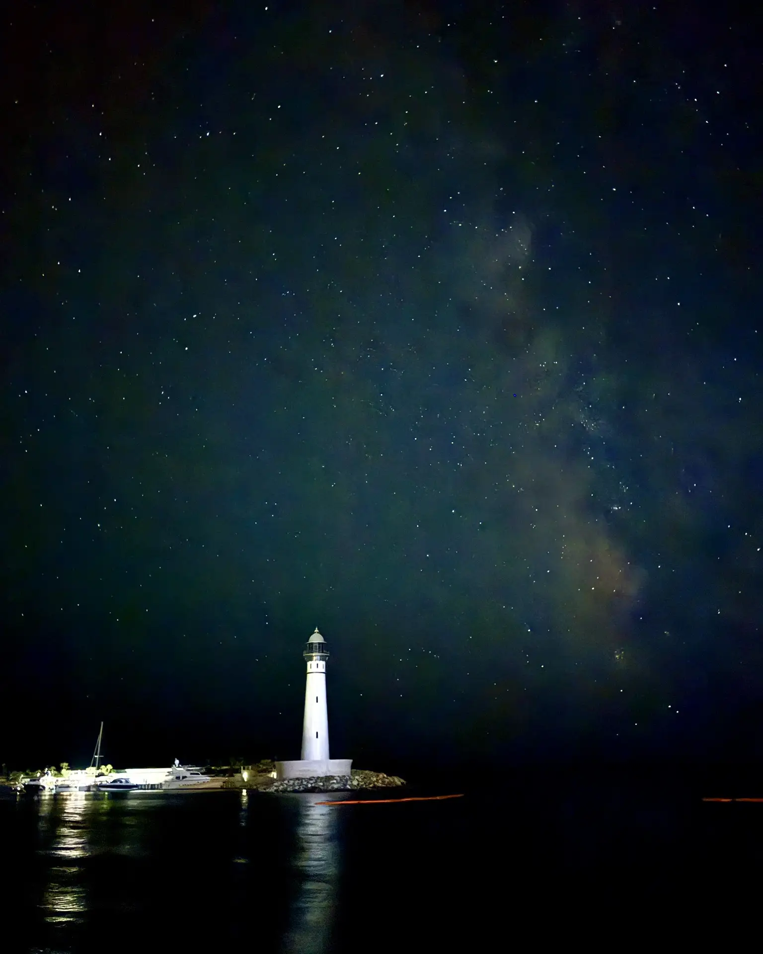 Маяк Мечты и Млечный Путь в Мрии 🌌