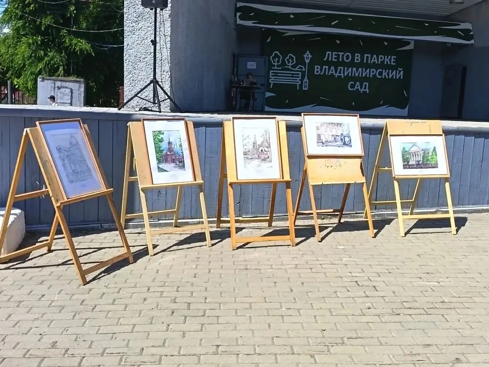 Выставка работ воспитанников Детской художественной школы😍