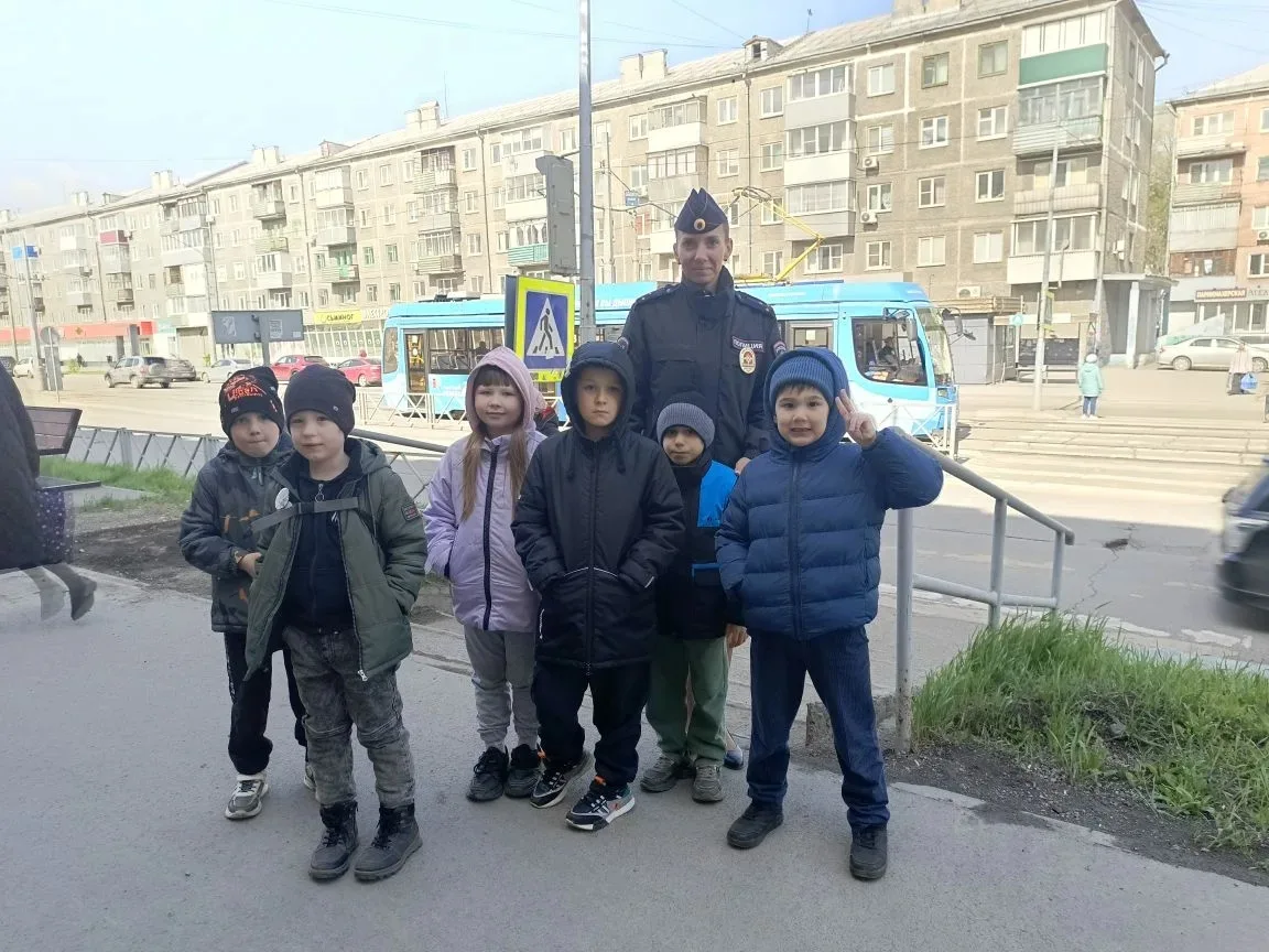 НАШИ РЕБЯТА - ГРАМОТНЫЕ ПЕШЕХОДЫ!