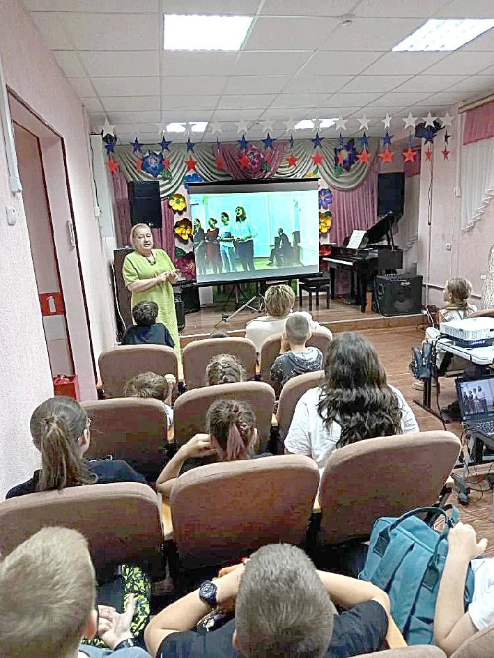 КУЛЬТУРНЫЕ РАЗГОВОРЫ О ВАЖНОМ В СЕВЕРСКОМ РАЙОНЕ: КОГДА КЛАССИКА ОЖИВАЕТ!   В рамках проекта «Культу