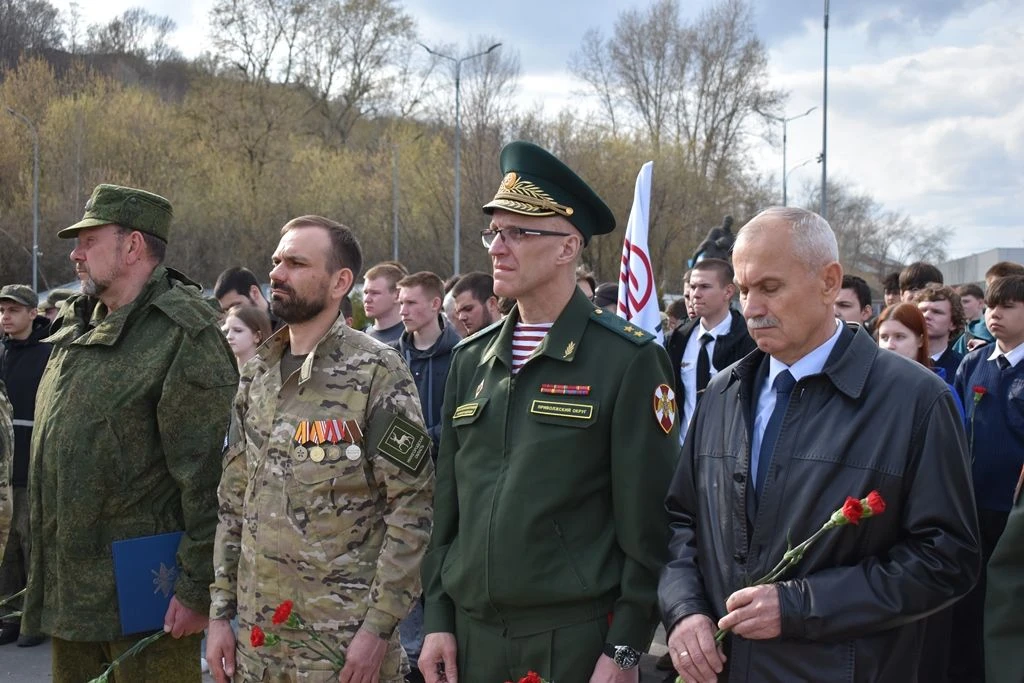 Росгвардия приняла участие в военно-патриотической акции «День призывника» в Нижнем Новгороде  ➡️Вое