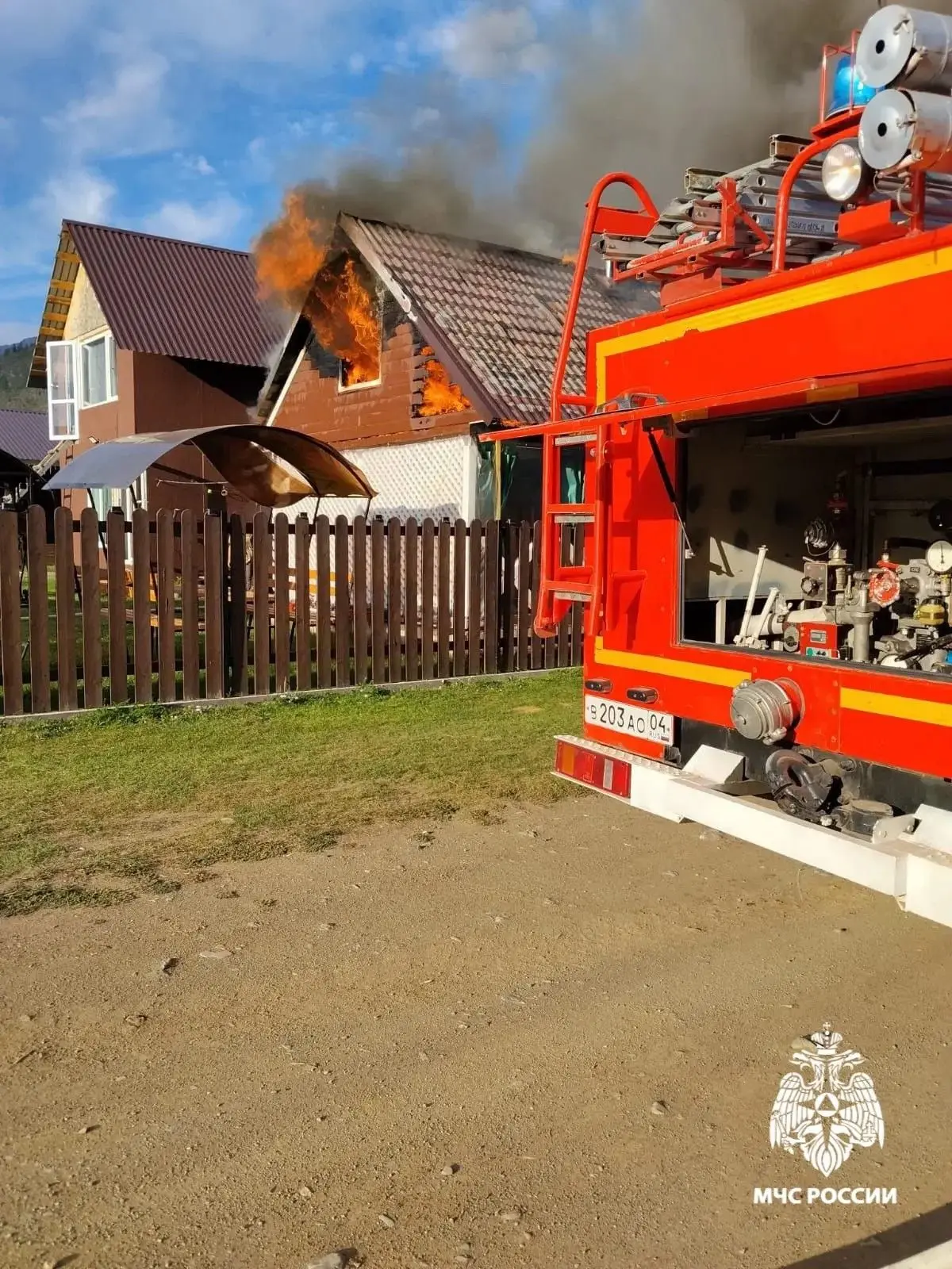 🚒 В Улаганском районе при пожаре погиб человек