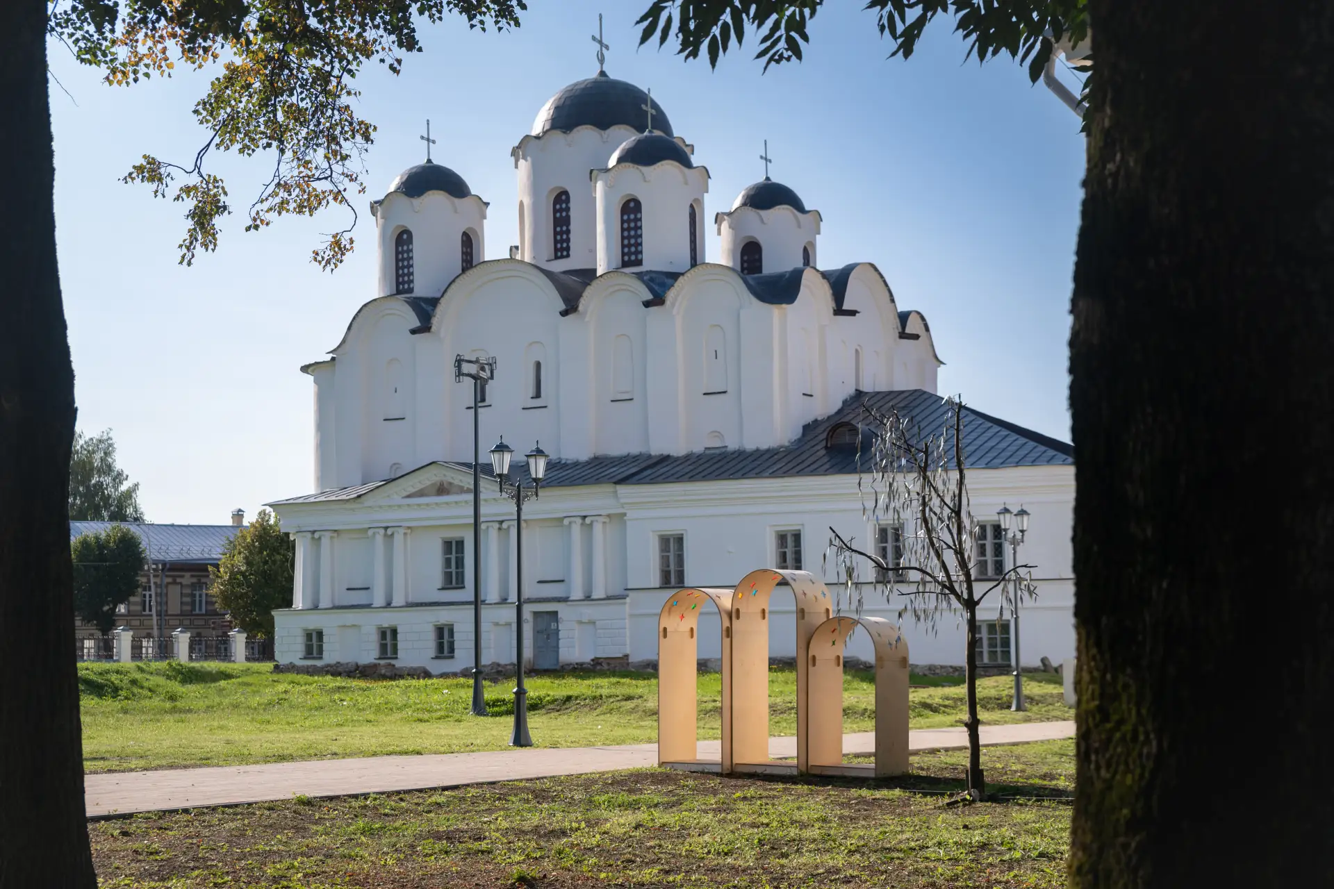 «Сказка рядом» — Музей русского импрессионизма в год своего 10-летия продолжает серию п...