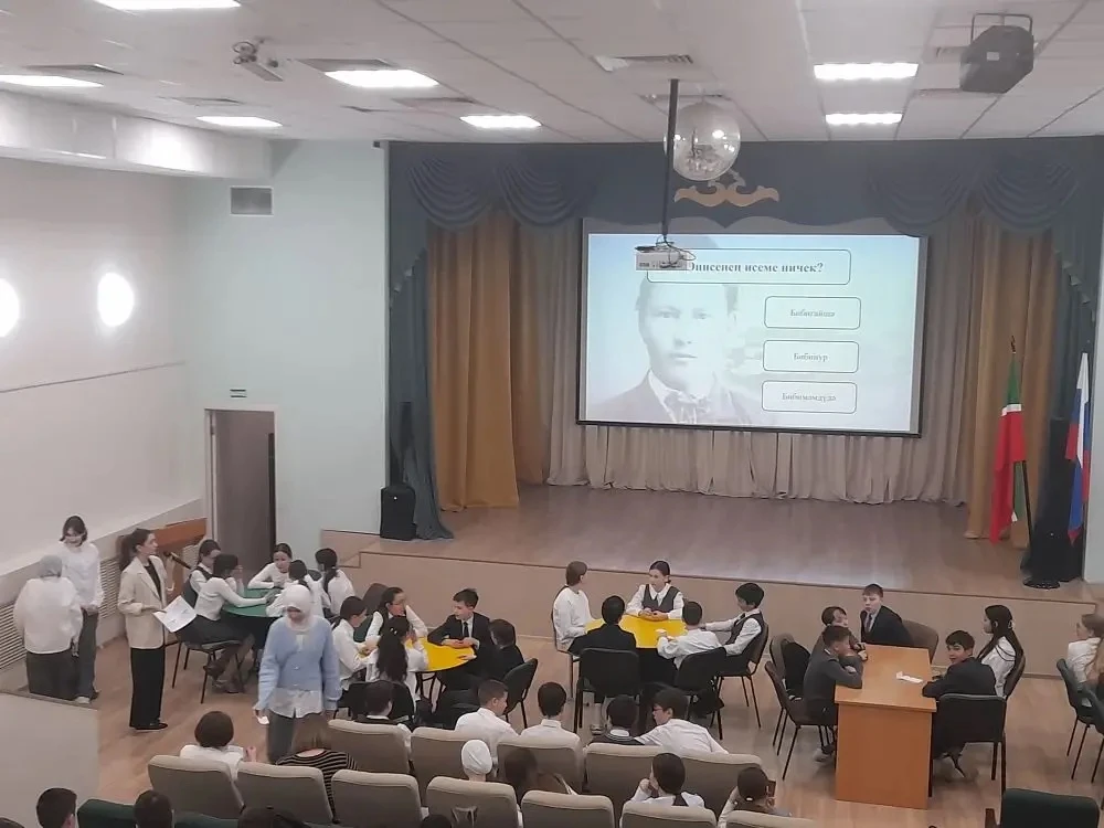 Кичә гимназиядә Габдулла Тукай иҗатына багышланган «Тукайлы табышмаклар» викторинасы узды, анда 6 нч