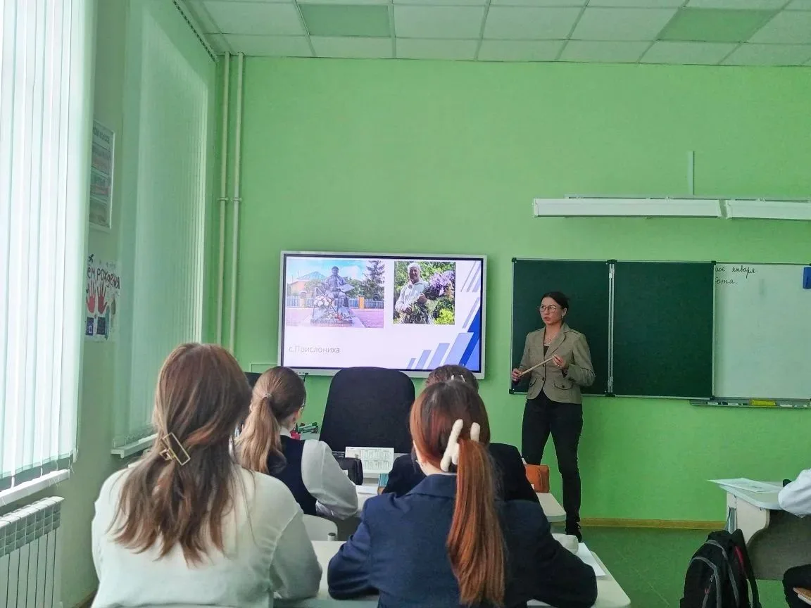 В лицее прошел городской семинар для учителей-словесников     27 января в Губернаторском лицее №100 