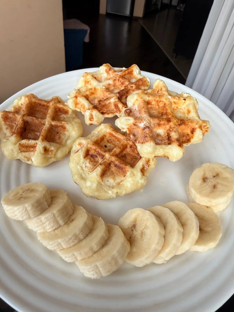 Лучшее комбо на завтрак 🥞 
Сырники с карамельным пудингом 😍 

Рецепт сырников : 

-творог обезжире