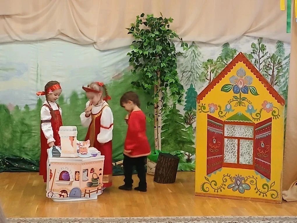 ТАМ, ГДЕ РОЖДАЕТСЯ ВЕРА В СЕБЯ И НАСТОЯЩАЯ ДРУЖБА!  ✨ Завершилась театральная неделя в дошкольном от