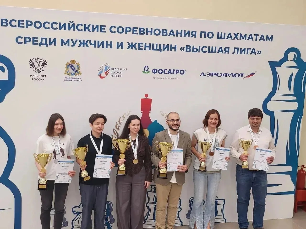 Всероссийские соревнования по шахматам «Высшая лига» прошли с 26 июня по 6 июля в г. Ку...