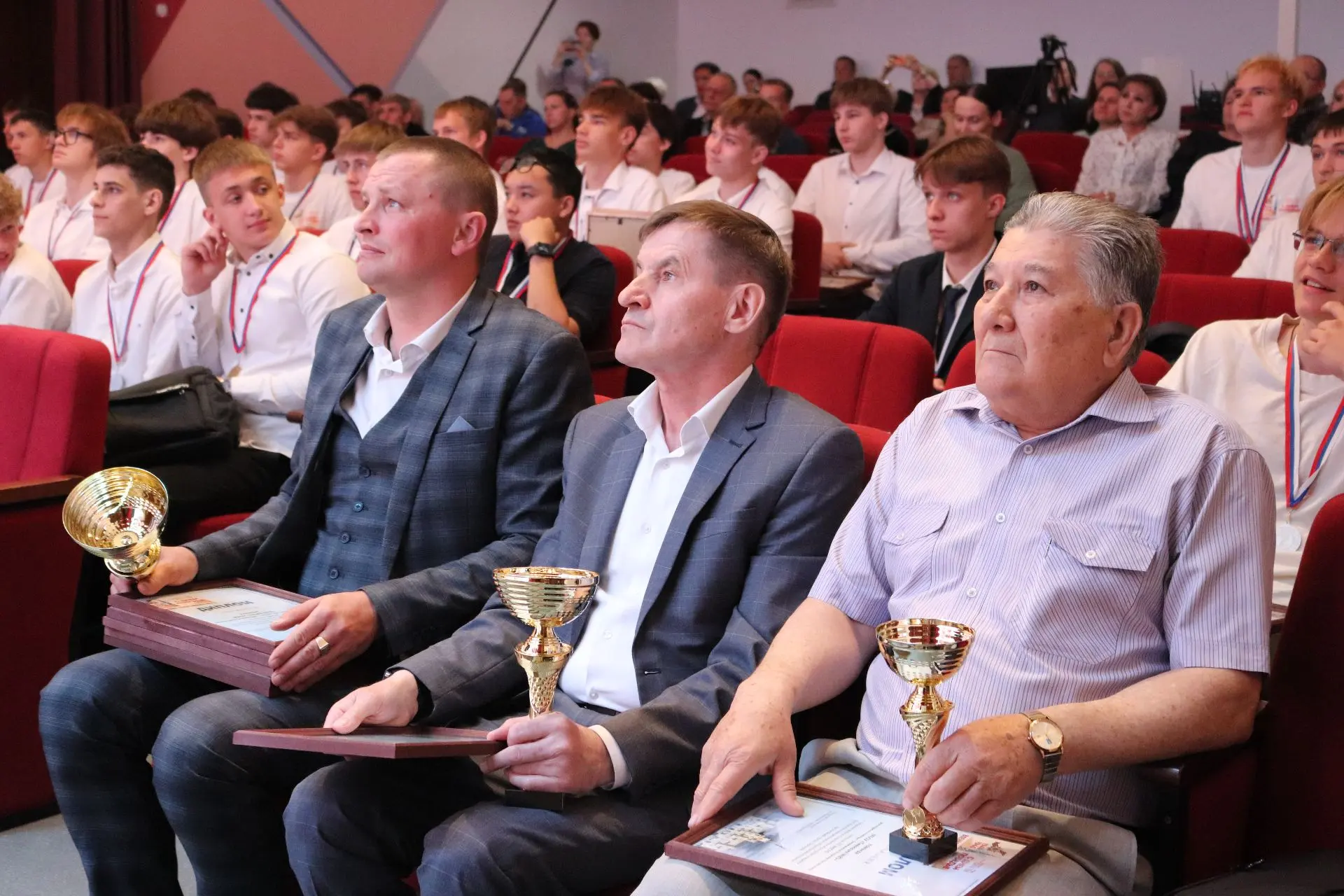 🎯В Барнауле подвели итоги военно-спортивных игр  Сегодня, 22 мая, на базе Центра развития творчества