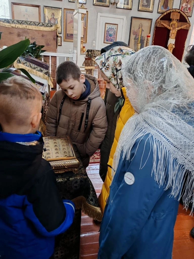 💫 ЭКСКУРСИЯ В ХРАМ   ✨ Учащиеся 4 «Б» класса посетили Храм Святого апостола Андрея Первозванного.   