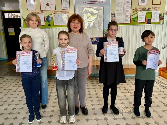✨ Поздравляем победителей конкурса поделок ко Дню космонавтики «По звёздному маршруту»! ✨