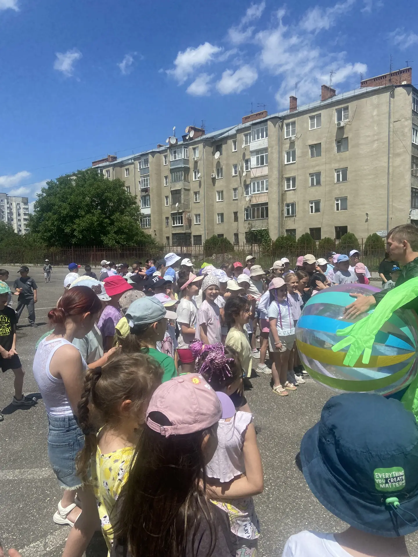 Первая смена в нашем лагере официально завершена! 🥳

Кажется, только вчера мы знакомились, а сегодн