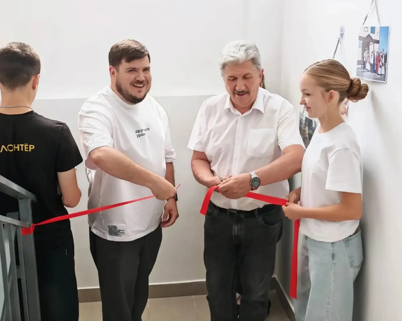 🔥В Еткульском округе открылось молодежное пространство 

В преддверии празднования Дня молодежи в Е