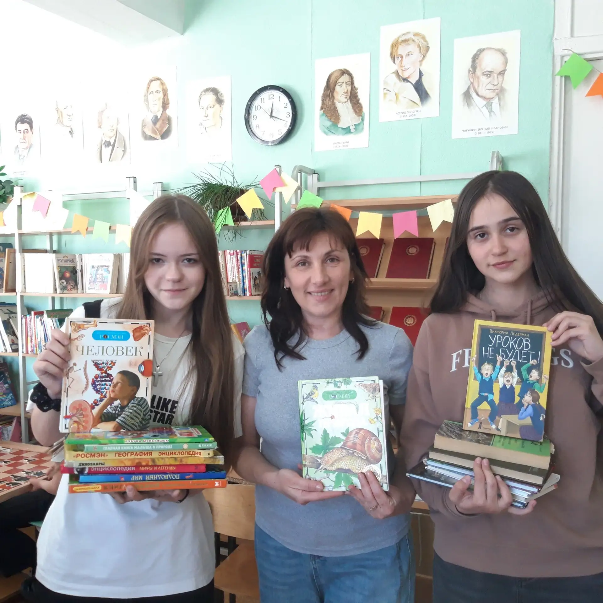Подарок, который остается надолго 🎁  Продолжаем нашу книжную эстафету! Посмотрите, какой разнообразн