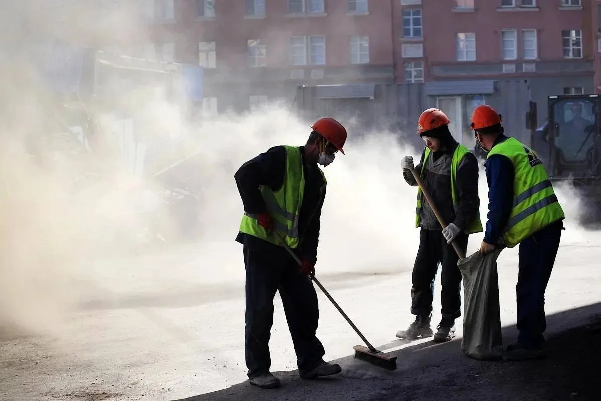 👷🏼Иногородние подрядчики запустили челлендж по субботникам на объектах реновации Нори...