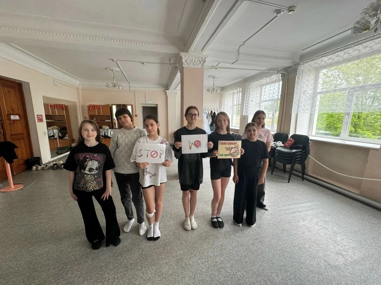 В рамках Всемирного дня без табака сотрудники Дома культуры "Горняк" провели акцию для ...