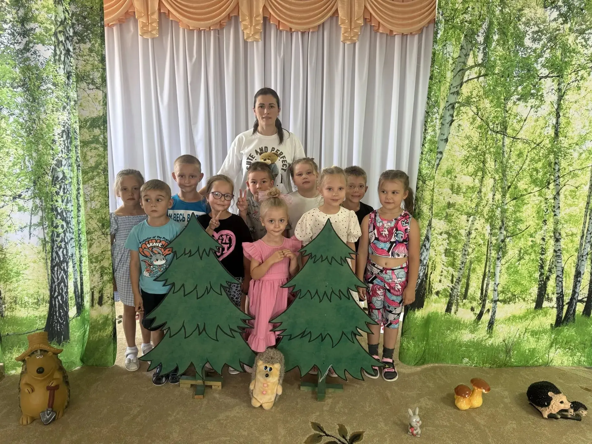С 6.07 по 10.07. 2026 года у нас проходила «Лесная неделя»! 🌳

Всю неделю ребята знакомились с лесо