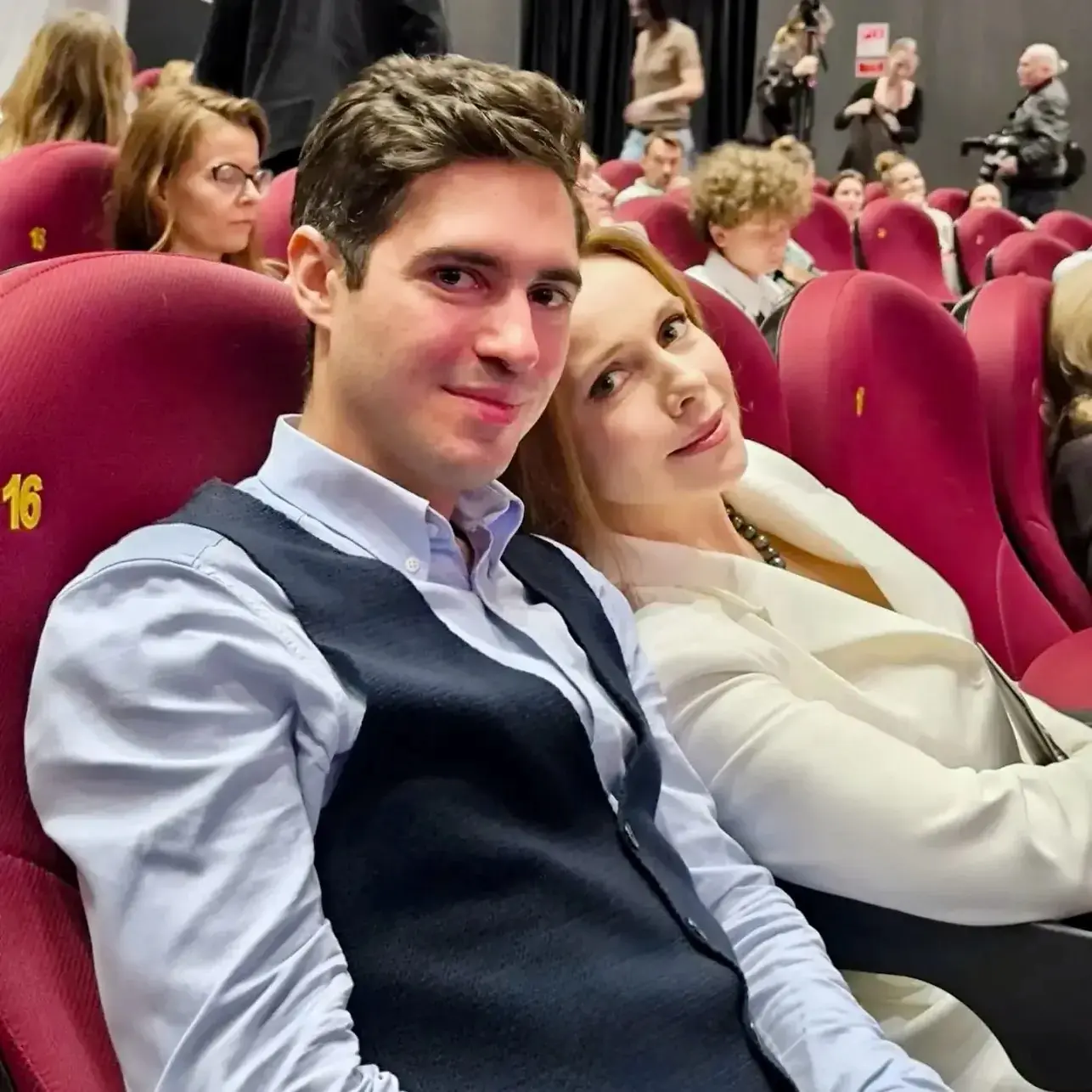 Екатерина Гусева вышла в свет со старшим наследником.