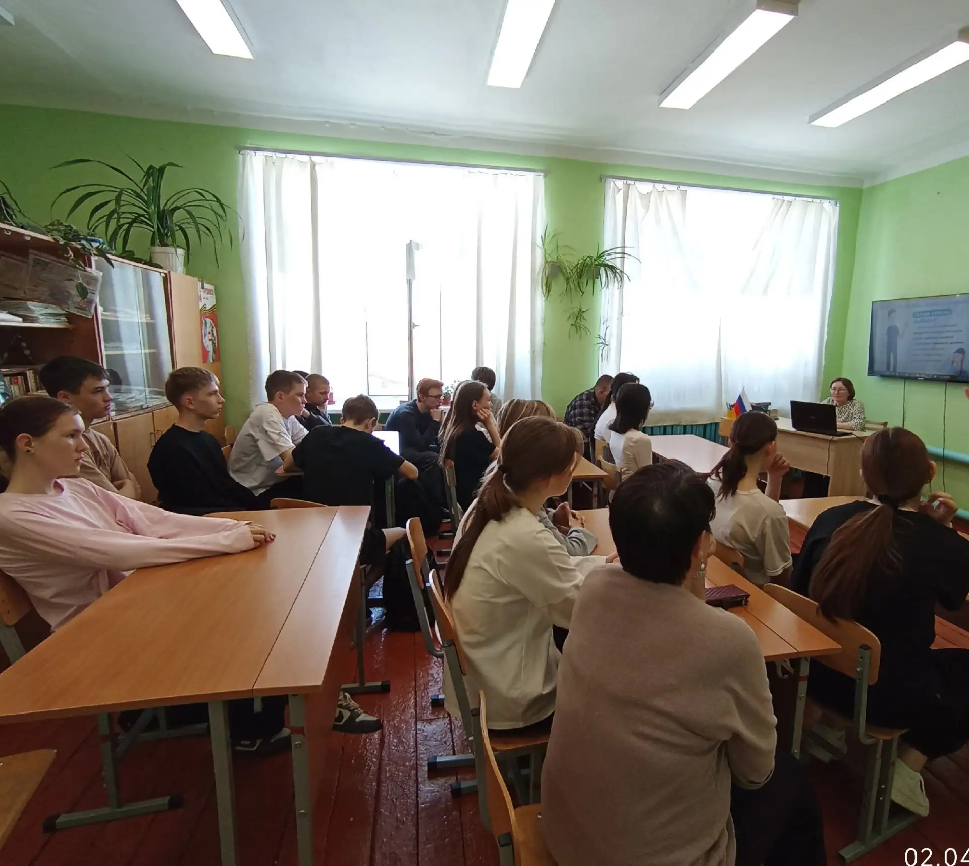 Для обучающихся 7-10 классов сегодня был проведён Правовой час, посвящённый избирательн...