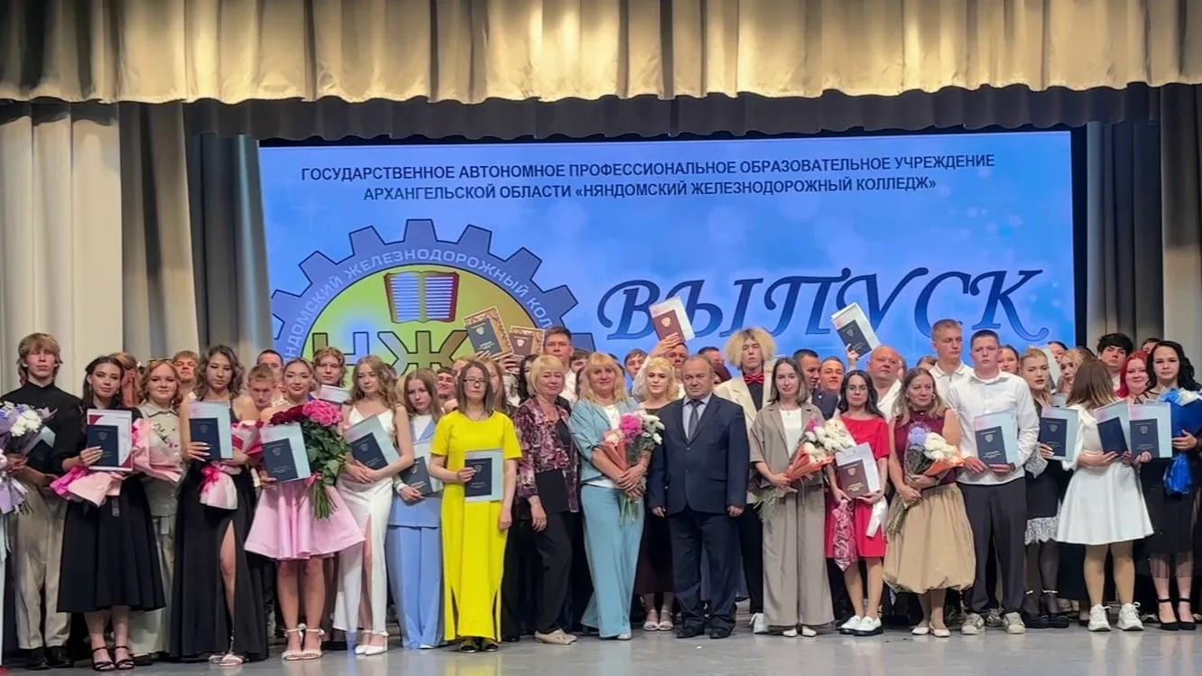 💥В добрый путь, выпускники! 💥

💫Время будто ускоряет бег, когда впереди важные рубежи. А в преддв