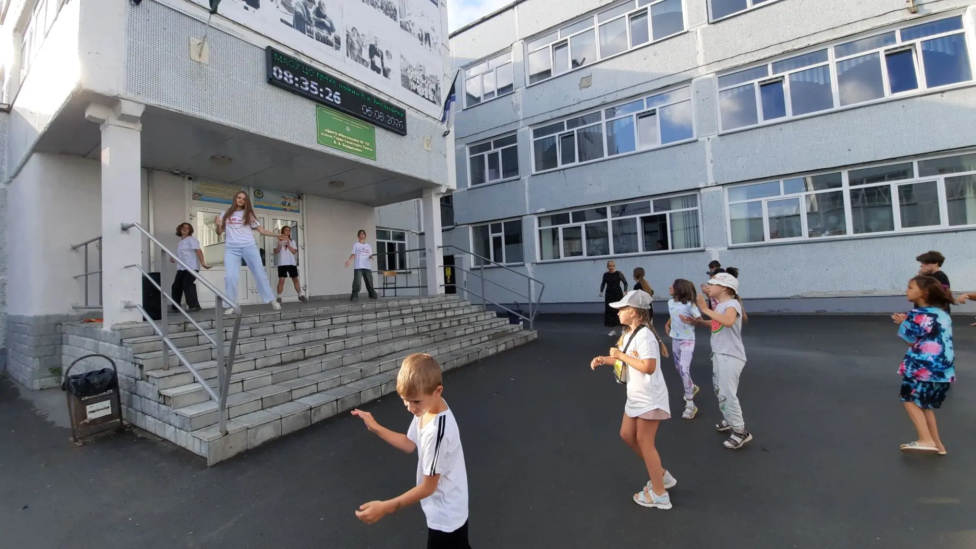 Сегодня мы погрузились в творчество! 
Ребята узнали о всероссийских проектах "КВН. Дети" и "Школьная