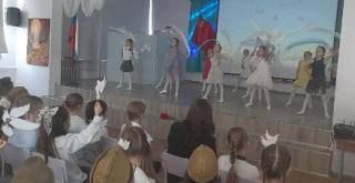 В 1-х классах прошёл праздник «У войны не детское лицо» 5 мая, в преддверии великого Дня Победы, наш