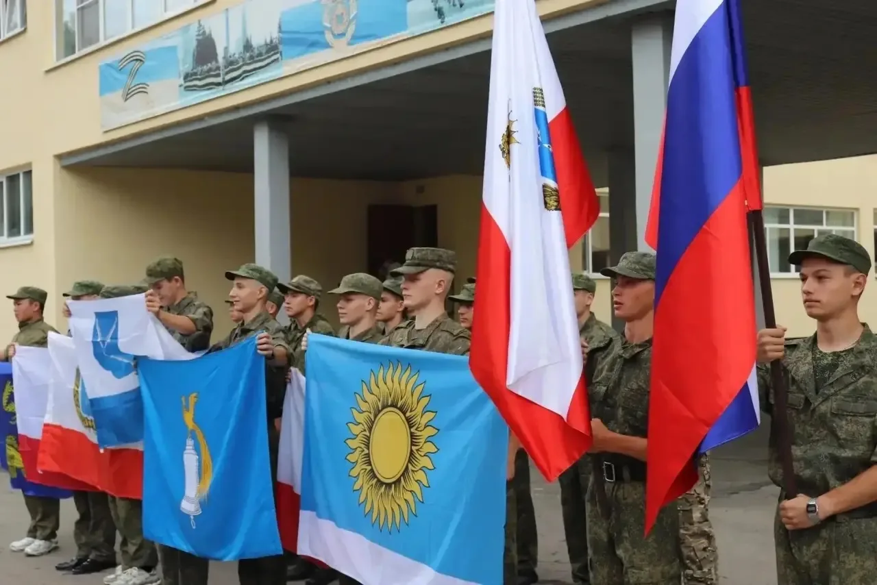 ⚔️ НАШИ РЕБЯТА — В СБОРНОЙ КОМАНДЕ НА «ГВАРДЕЙЦЕ-2026» 

В Саратове стартовала подготовка саратовско