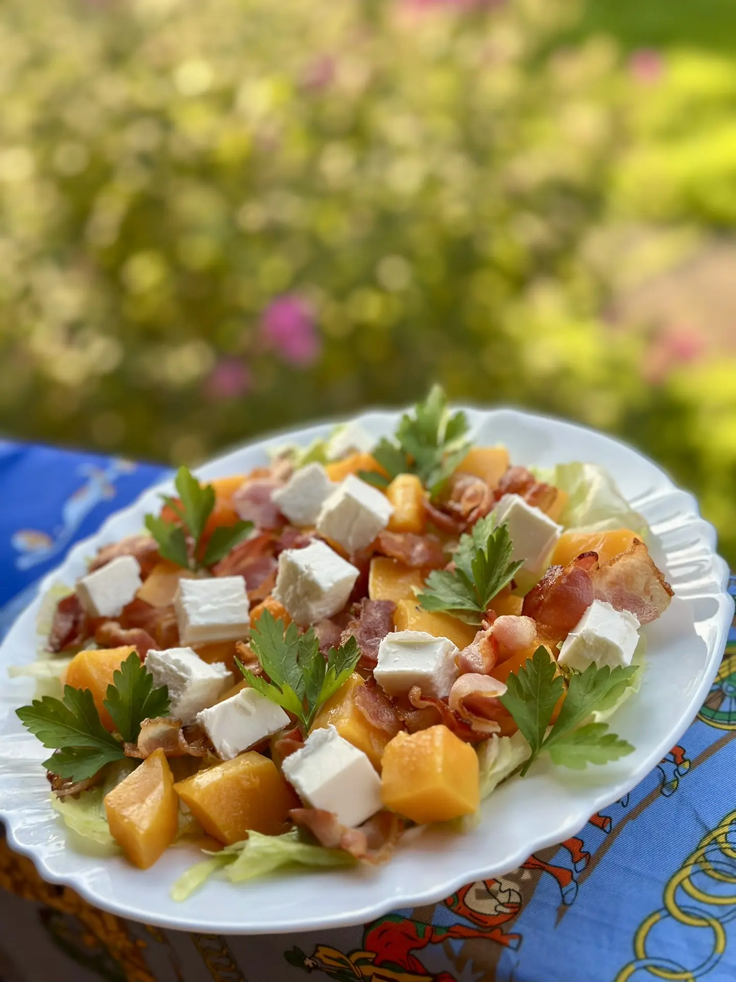 САЛАТ С ТЫКВОЙ И БЕКОНОМ🥓
Сочетание тыквы и бекона - всегда беспроигрышный вариант💥

Готовьте, нас