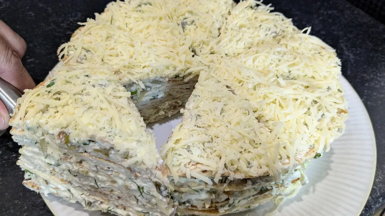 КУРИНЫЙ ТОРТИК ИЗ БЛИНЧИКОВ — НЕЖНЫЙ И ПИКАНТНЫЙ!