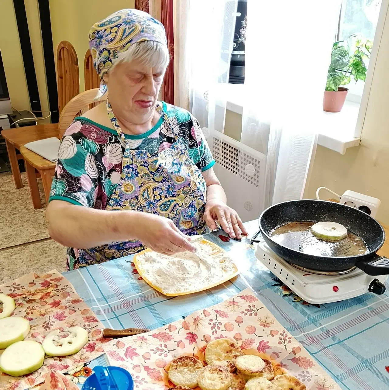 🤷‍♂Приглашу к себе я в гости всех своих подруг!