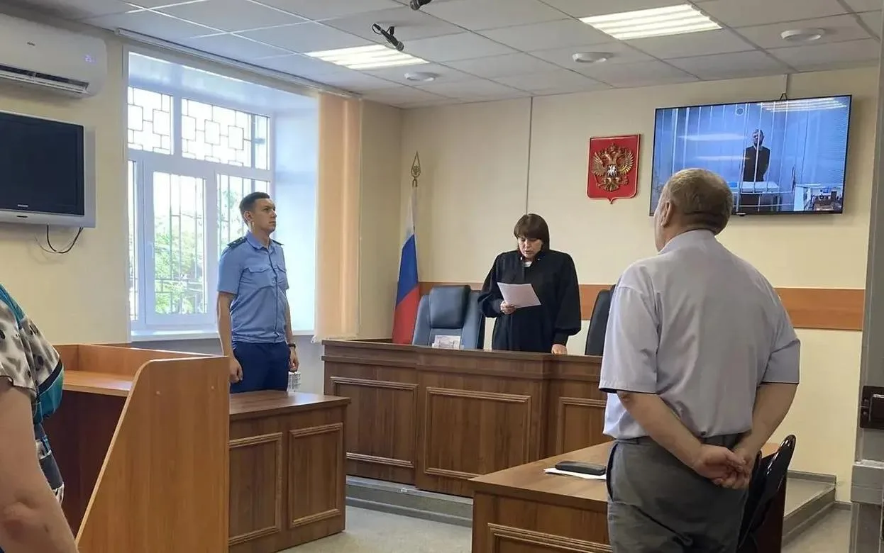 Житель Удмуртии изнасиловал девочку, угрожая убить ее мать


33-летнего жителя Кизнера признали вино