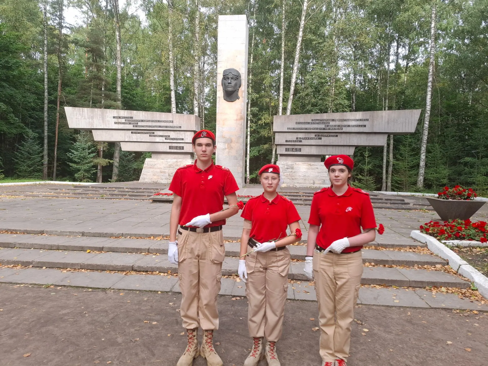 🎖 Тишина, в которой слышно историю.