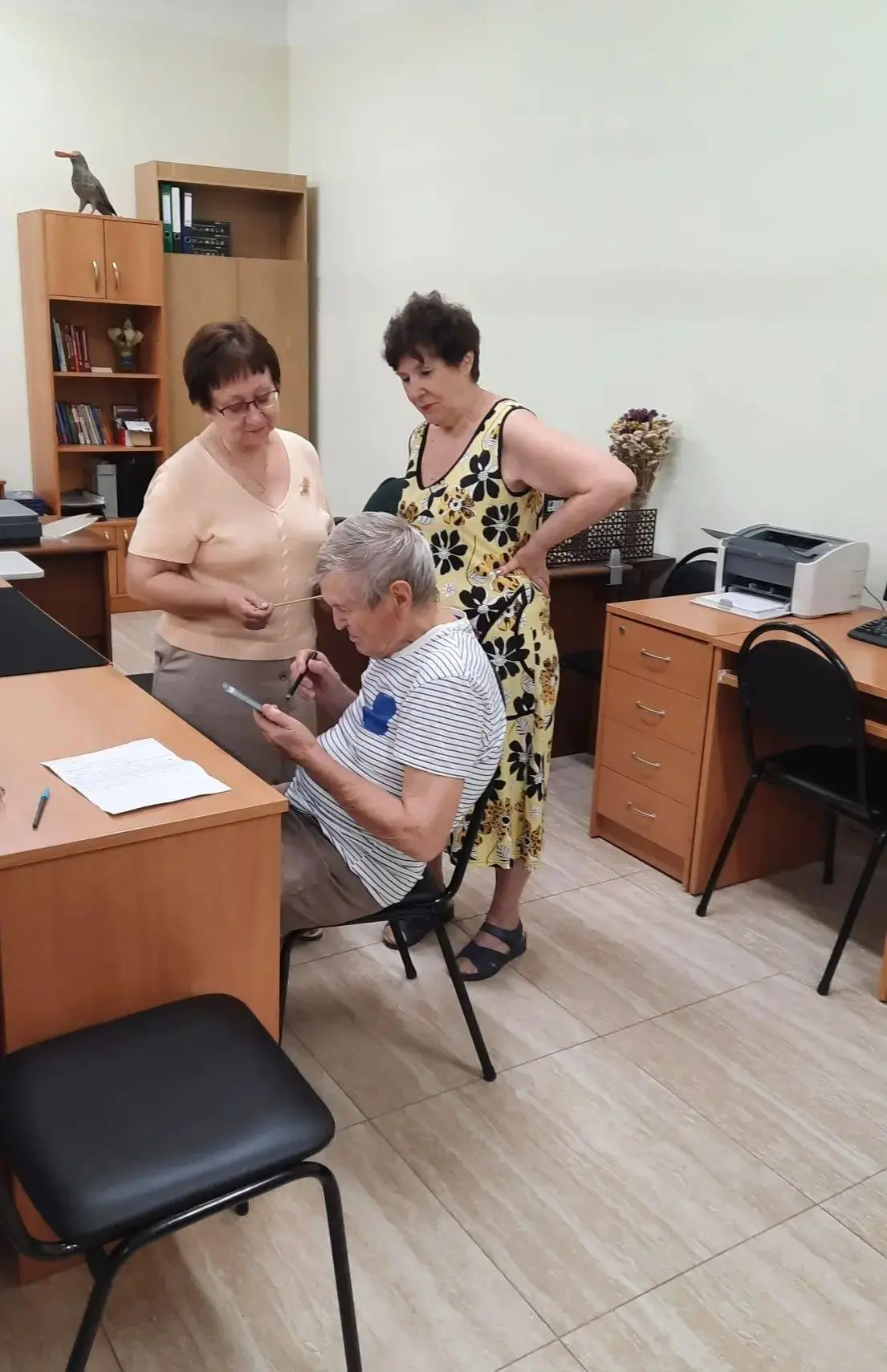 В рамках программы "Активное долголетие" на регулярной основе в Центральной городской библиотеке про